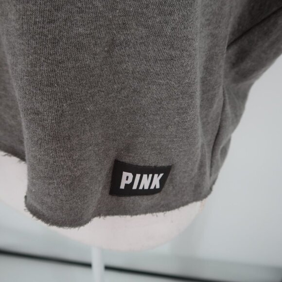 Victoria's Secret Pink Cut off Gray Sweatshirt Lace up Back Resting Beach Face M - Picture 4 of 7